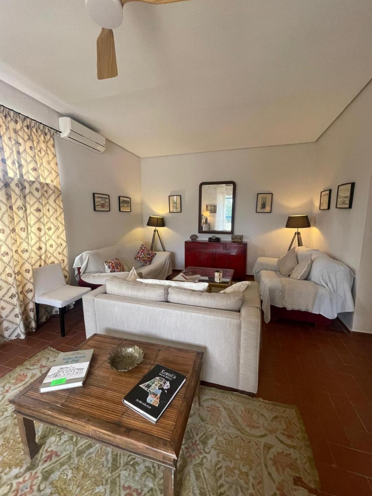 Cortijo Santa Clara Villa การ์โมนา ภายนอก รูปภาพ