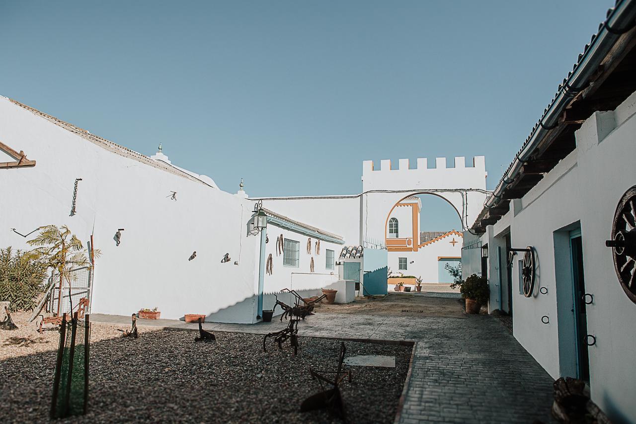 Cortijo Santa Clara Villa การ์โมนา ภายนอก รูปภาพ