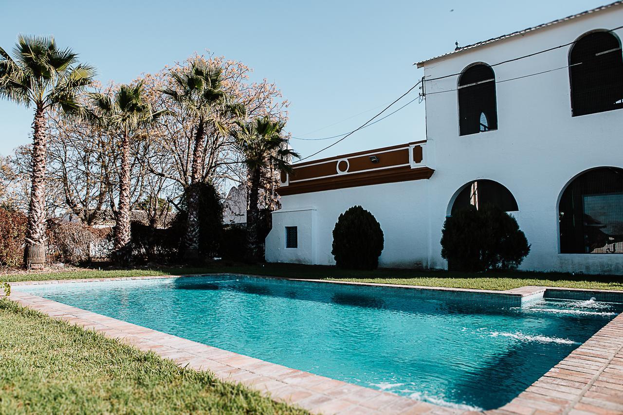 Cortijo Santa Clara Villa การ์โมนา ภายนอก รูปภาพ