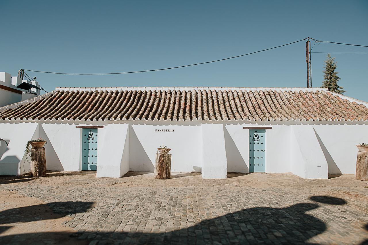 Cortijo Santa Clara Villa การ์โมนา ภายนอก รูปภาพ