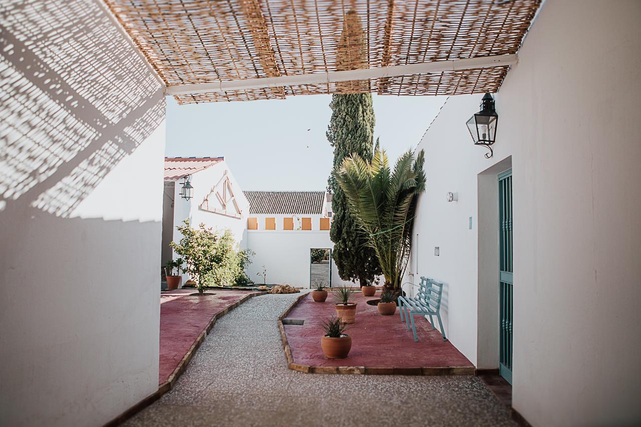 Cortijo Santa Clara Villa การ์โมนา ภายนอก รูปภาพ
