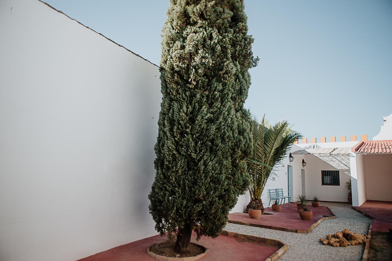 Cortijo Santa Clara Villa การ์โมนา ภายนอก รูปภาพ